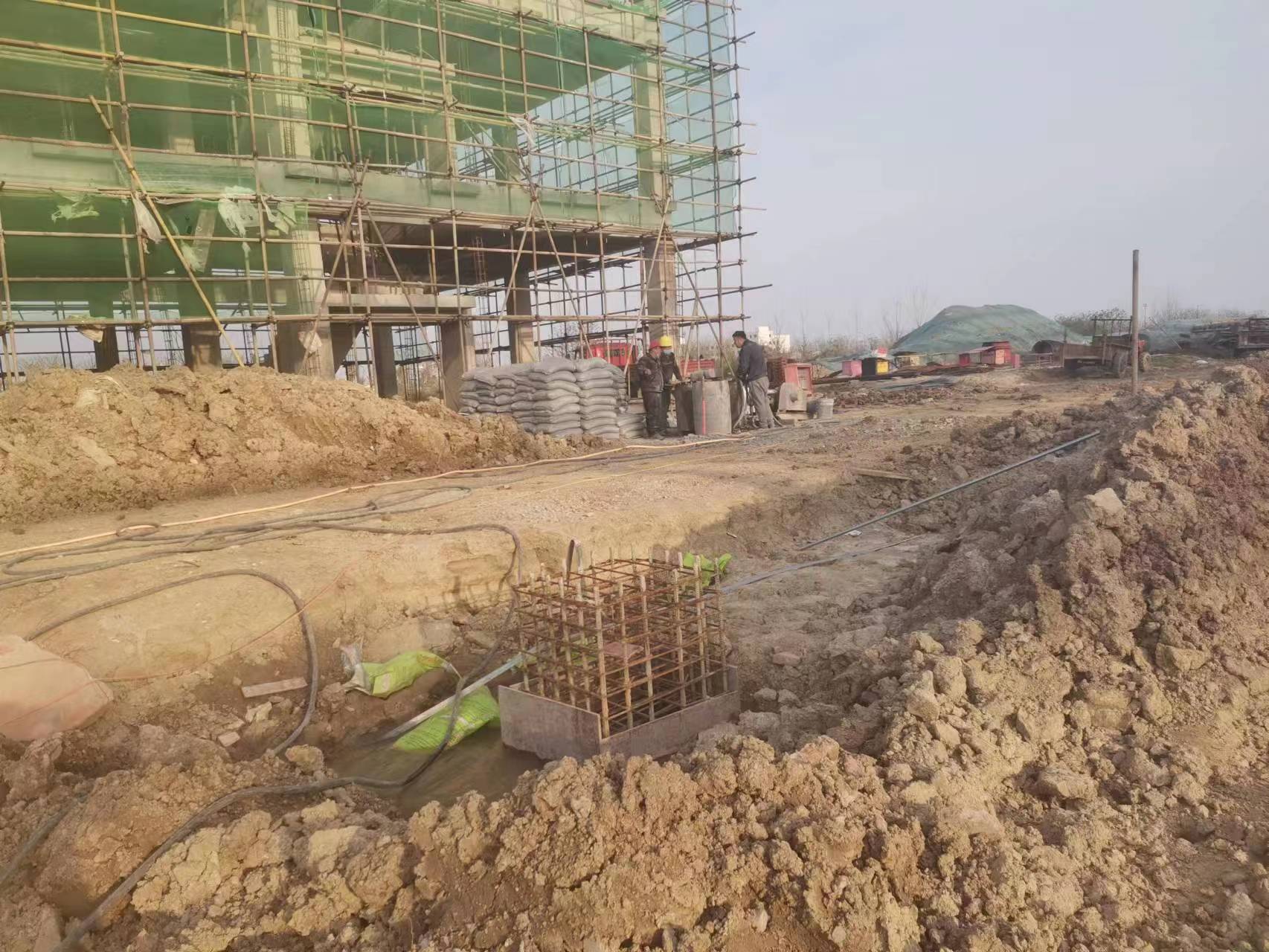 南漳当桥梁出现裂缝的时候应该及时加固修补